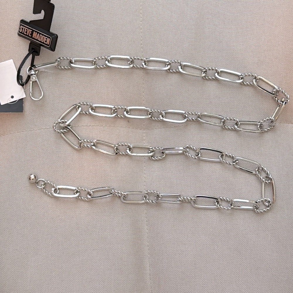 NWT Steve Madden Paperclip & Twisted Ring Chain Belt